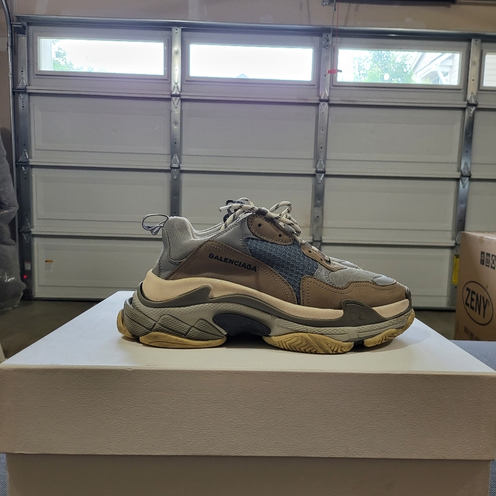 Balenciaga Triple S Grey Men Size 41